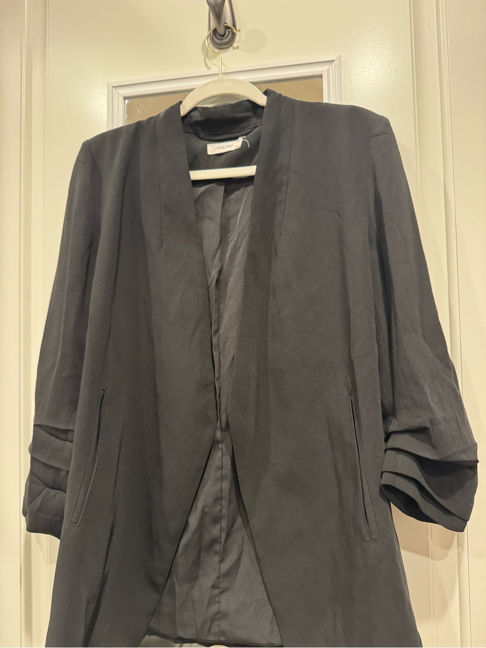 Mod Ref Black Open-Front Woman’s Blazer Jacket
